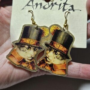 *Sale* Andrita Handcrafted Gold Tone Lightweight Fancy Cat Earrings